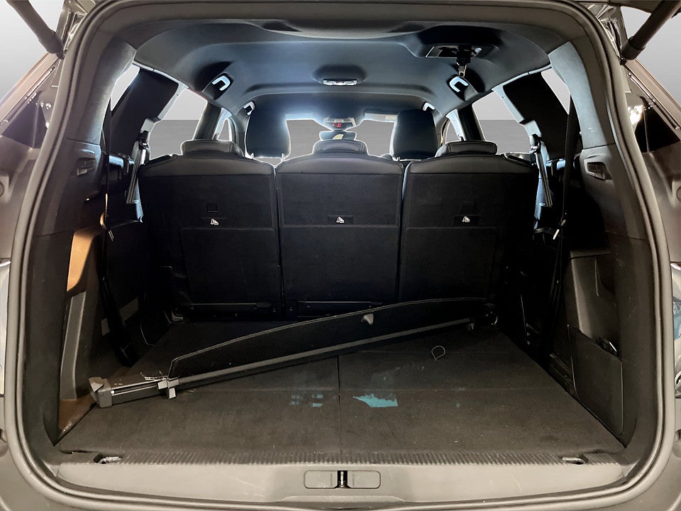 Bild på Peugeot 5008 GT+ 1.2 PT 130hk Aut 7-SITS B-KAMERA CARPLAY