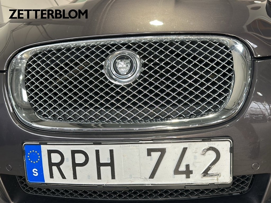 Sedan Jaguar XF 21 av 23