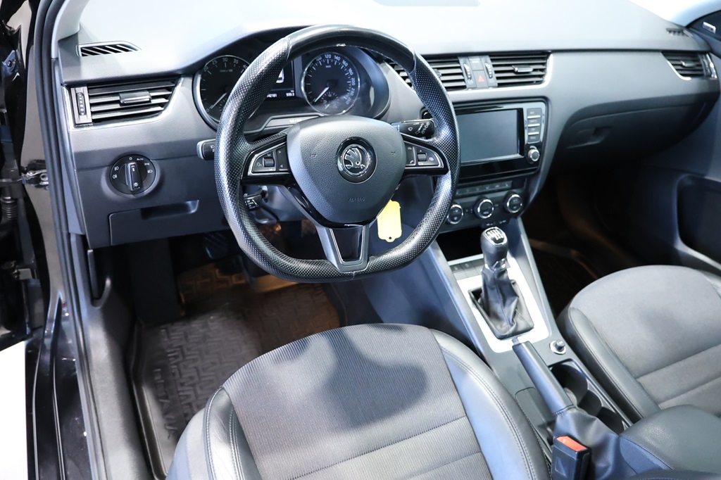 Skoda Octavia 2016, bild 6/42
