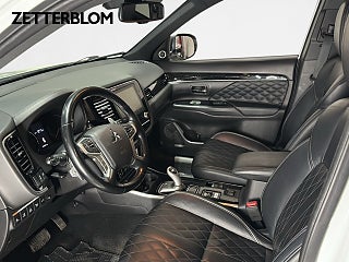 Kombi Mitsubishi Outlander 8 av 20