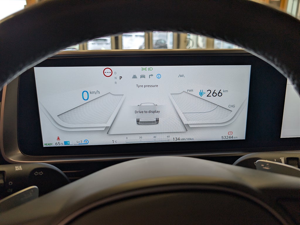 Hyundai IONIQ 6 RWD 77.4 kWh Advanced Drag/Panorama/V-hjul thumbnail