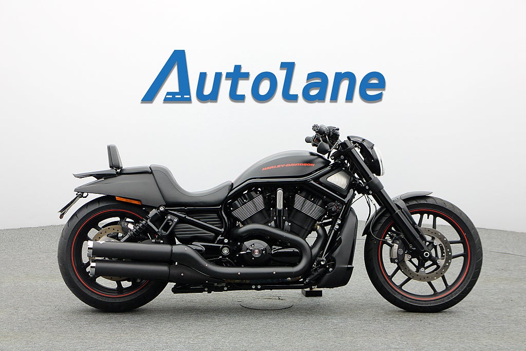 Harley-Davidson VRSCDX Night Rod Special *Vance & Hines Nyservad Nytt bakdäck