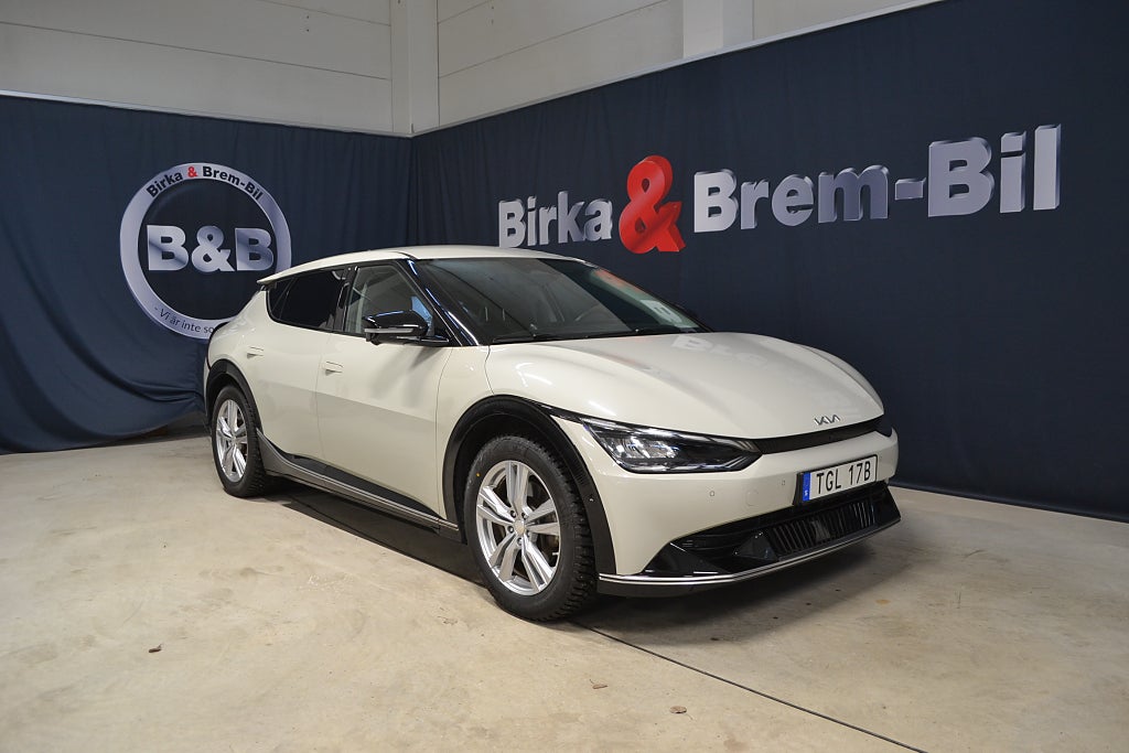 Kia EV6 77.4 kWh, PLUS drag, läder, navi 228hk inkl v-hjul 