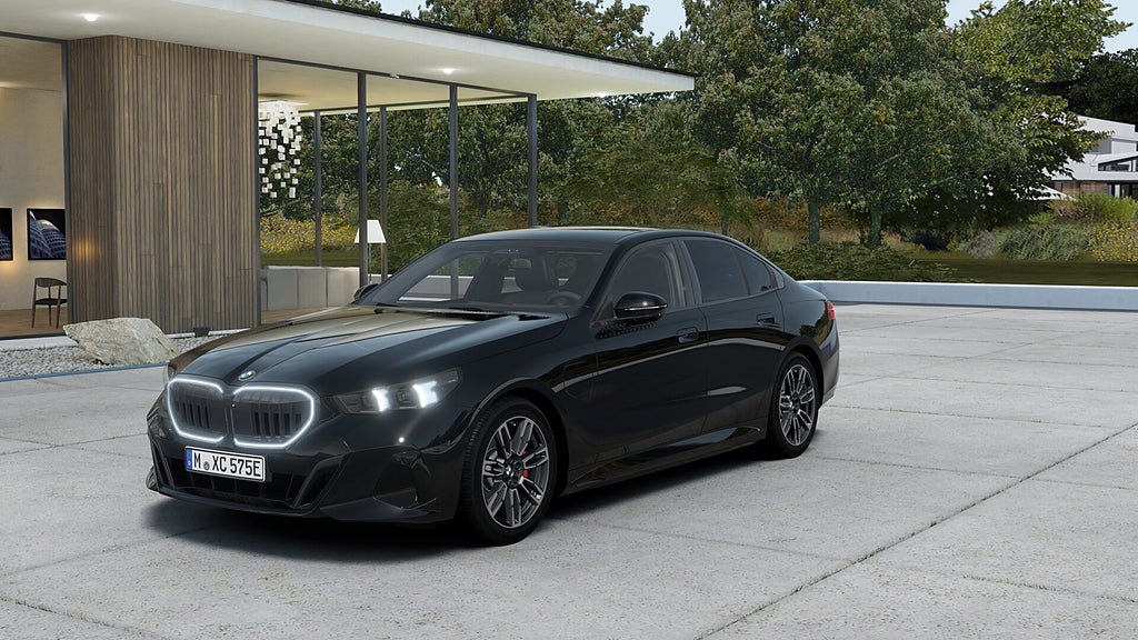 BMW 530e xDrive M Sport Pro Business Ed Drag DA H K | Ränta 2,95%