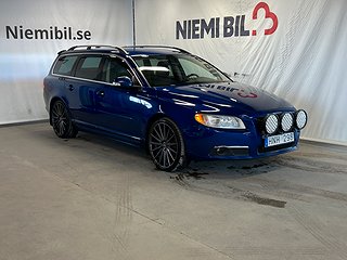 Volvo V70 D5 AWD Ocean Race S&V-däck/M&D-värm/Drag/Sensorer