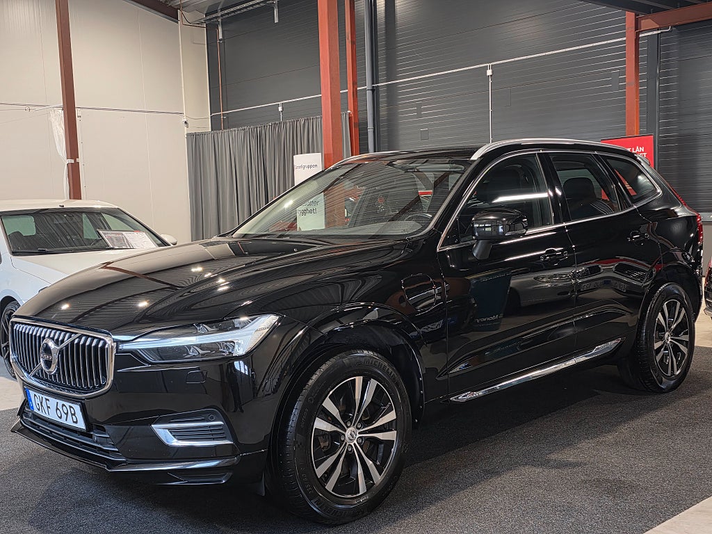 Volvo XC60 Recharge T6 AWD Geartronic Inscription Expression Pano