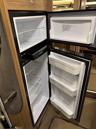 Husbil-integrerad Itineo MB 740 150HK AUT 9 av 22