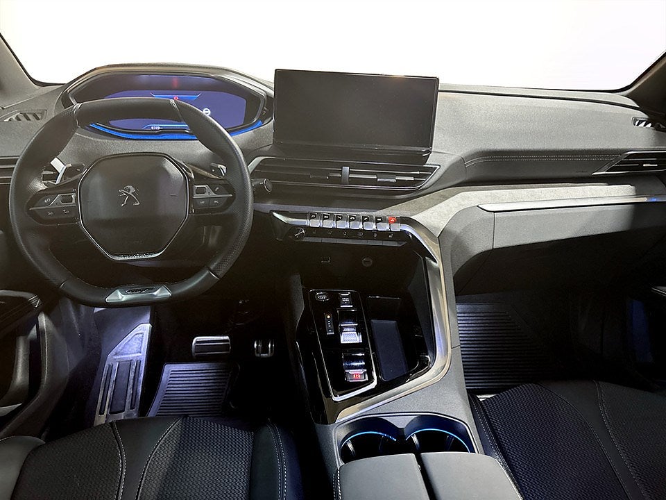 Bild på Peugeot 5008 GT Black Pack 1.2 PT 130hk Aut - B-KAMERA, EN ÄGARE