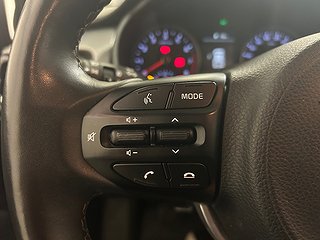 Halvkombi Kia Rio 17 av 22