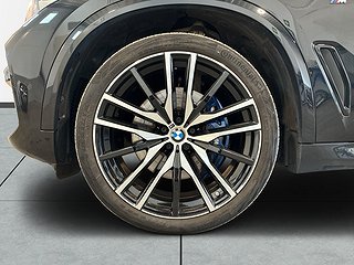 BMW X5 xDrive30d M Sport Aut Drag 360kam Värmare Navi 7-sits