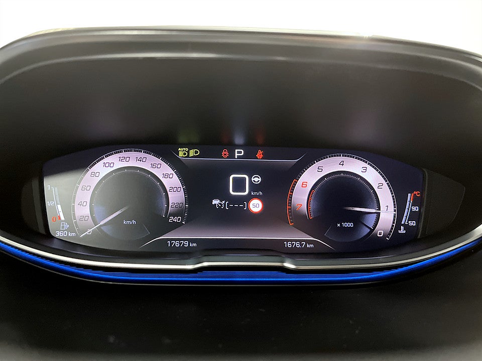 Bild på Peugeot 5008 GT 1.2 PT 130hk Aut - 7-SITS,B-KAMERA,NAVI