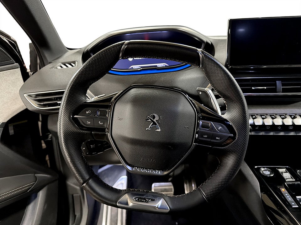 Bild på Peugeot 5008 GT 1.2 PT 130hk Aut 7-SITS B-KAMERA