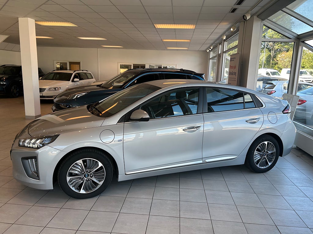 Hyundai IONIQ Plug-in 1.6 + 8.9 kWh DCT Premium Plus Euro 6