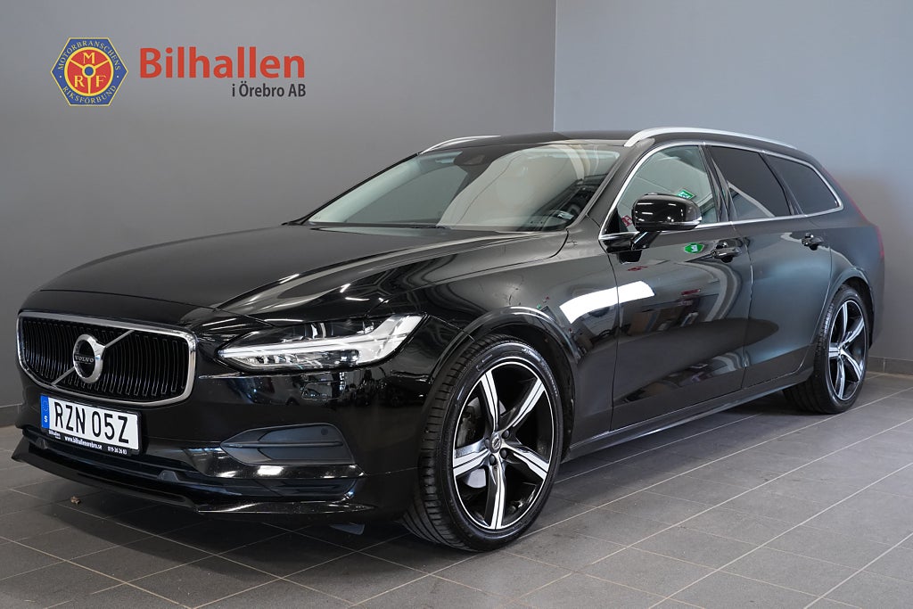Volvo V90 D4 Momentum Kamera Navigation VOC CarPlay 18"