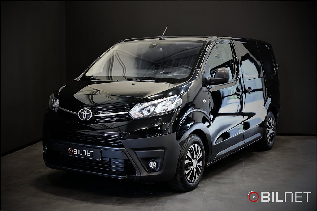 Toyota ProAce Panel Van 1.6 D-4D*3,99%*Värmare Drag MOMS
