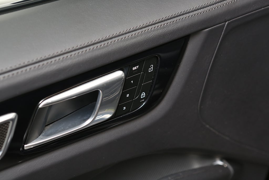 Porsche Cayenne Coupé Turbo S E-Hybrid S 680hk Moms/leasebar