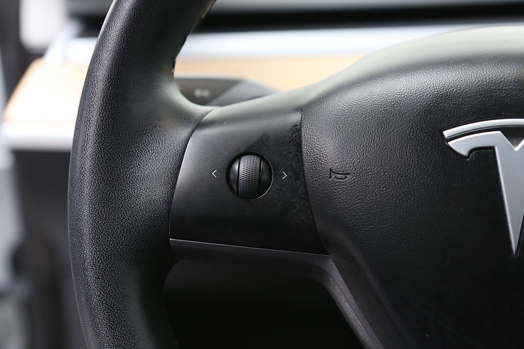 Tesla Model 3 Standard Range Plus 258hk Panorama 2020