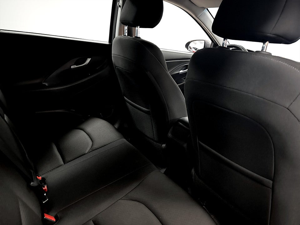 Bild på Hyundai i30 Comfort 1.4 T-GDi 140hk Aut RATTVÄRME BACKSENSORER