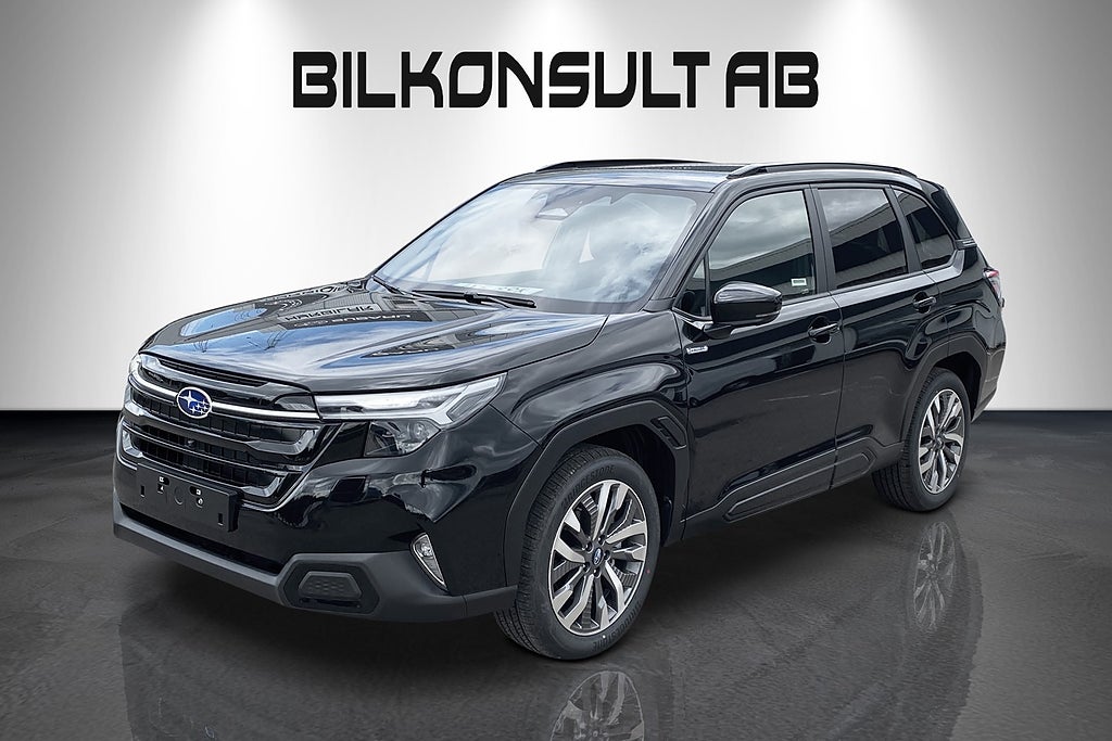 Subaru Forester 2,0 e-Boxer Limited 4WD Automat / kampan j/