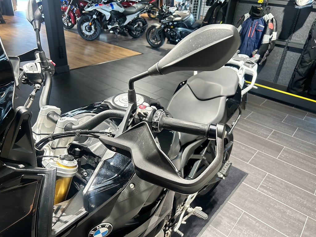 BMW S1000XR /Triple Black/Touring/Dynamic
