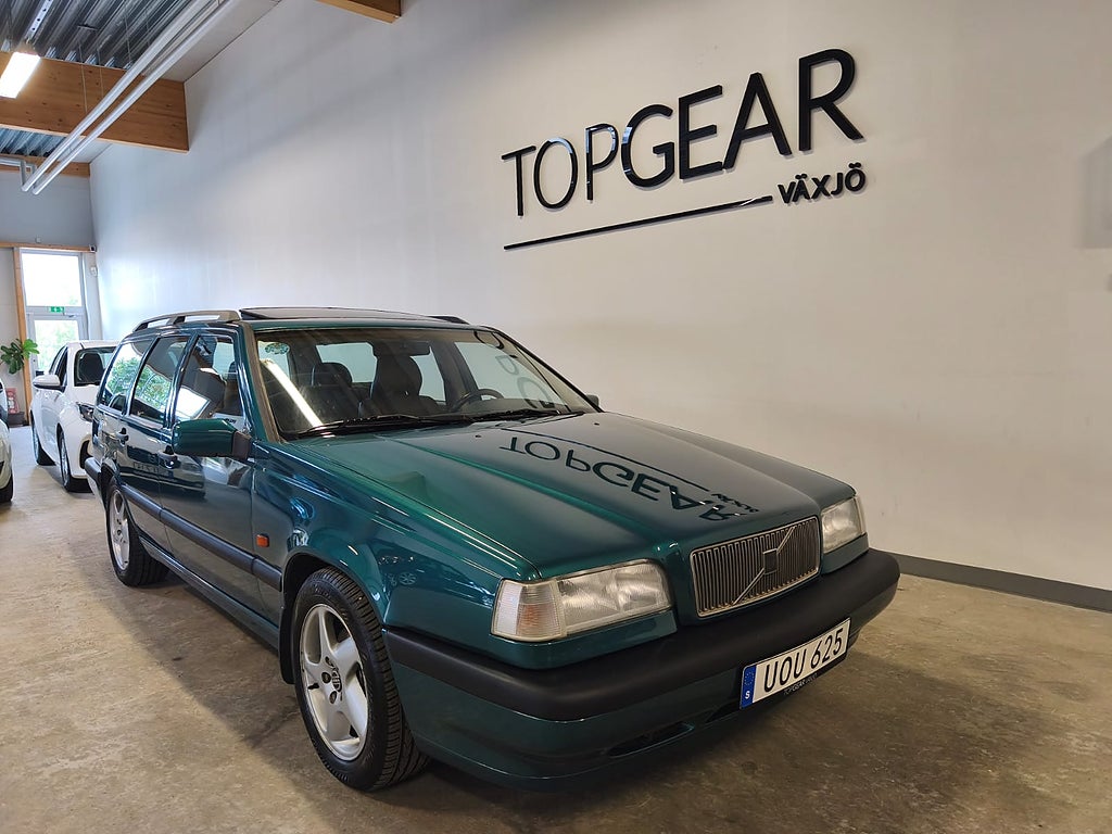 Volvo 850 Turbo Kombi Taklucka Låga Mil en Ägare 