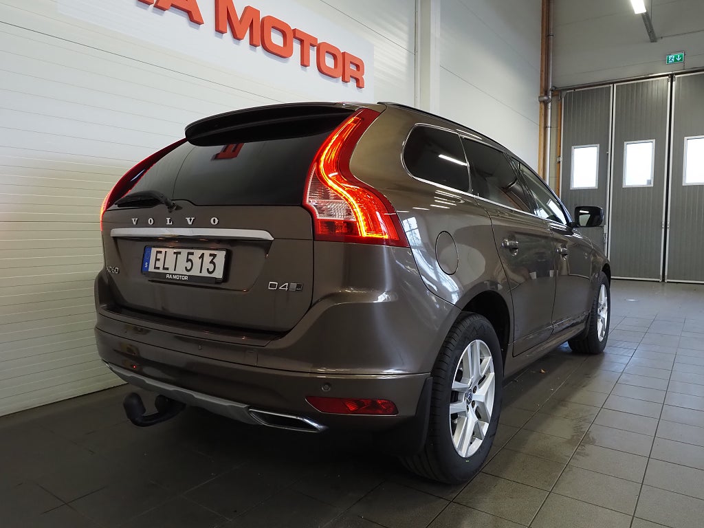 Volvo XC60 D4 AWD 190hk Classic Momentum | Drag | Pano | Kamera | 2017