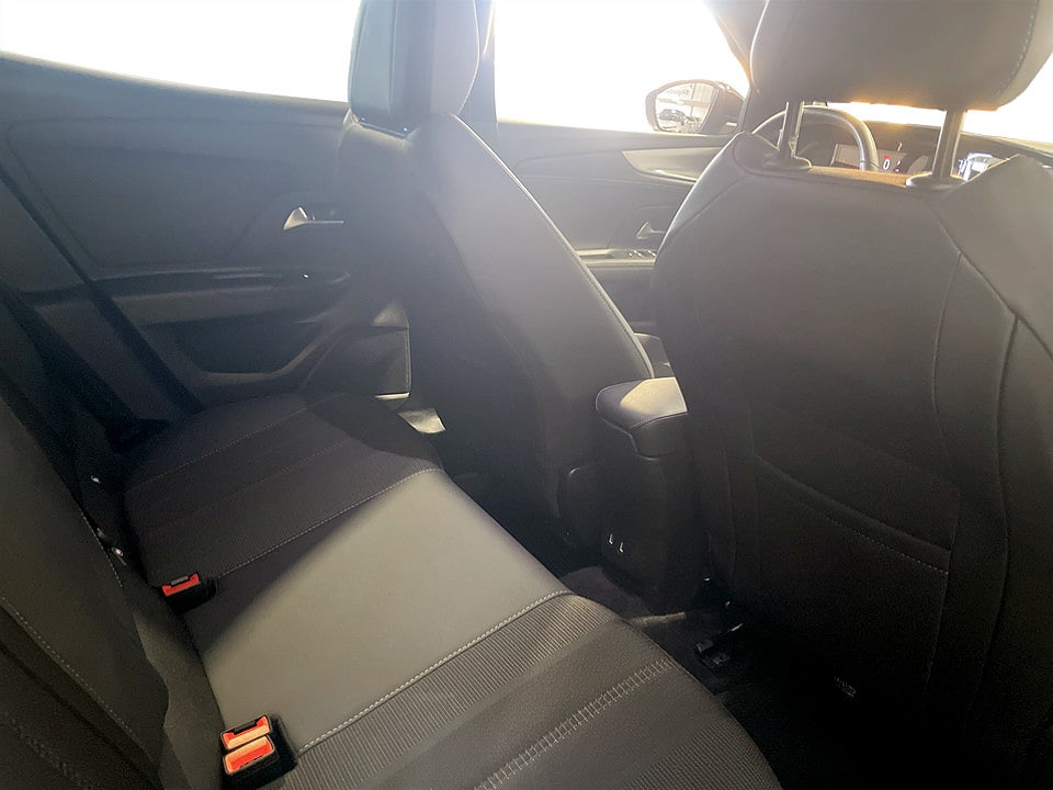 Bild på Opel Mokka GS 1.2 Turbo 130hk Aut PADDLAR B-KAMERA CARPLAY