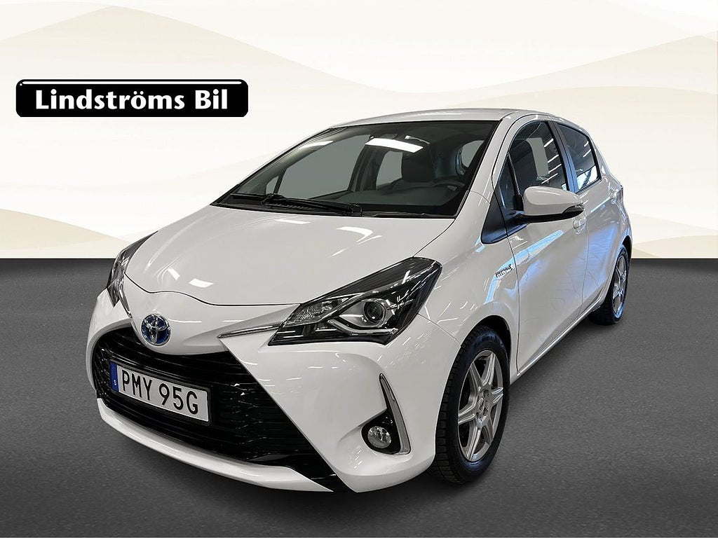 Toyota Yaris Hybrid Active 1.5 101hk V-hjul