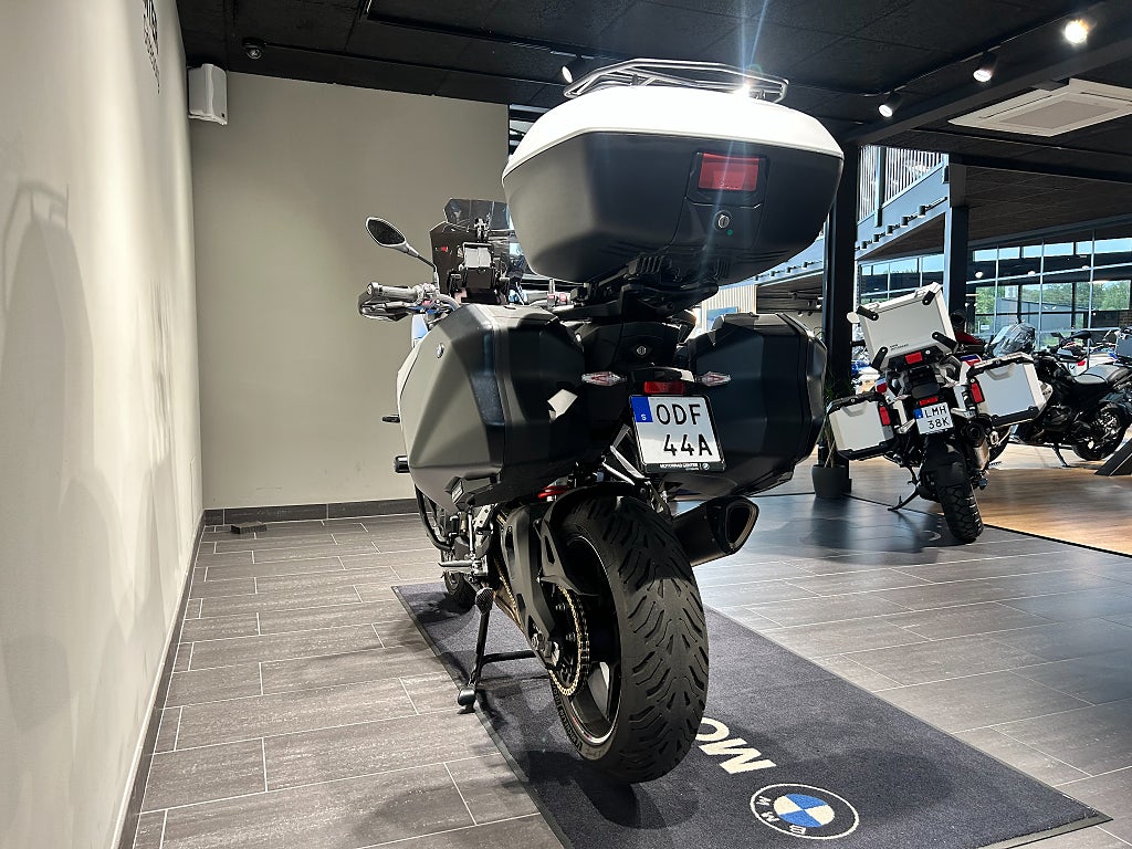 BMW S1000XR /Kamera/3 väskor/Serviceavtal/Kraschbågar
