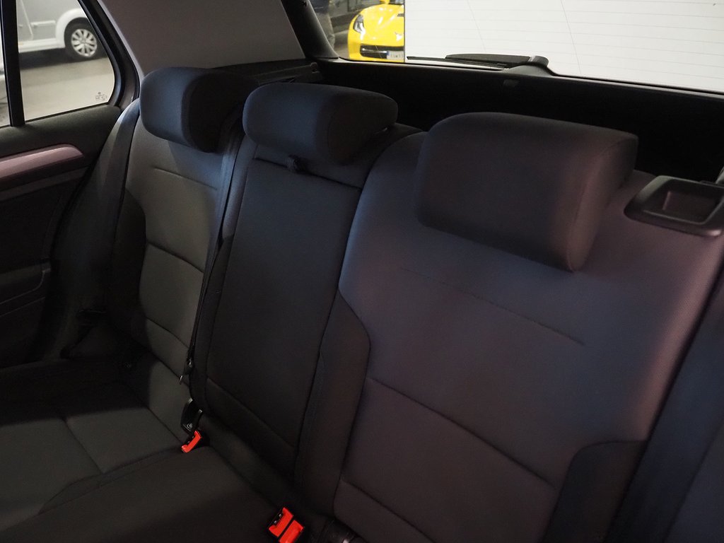 Volkswagen E-Golf 24.2 kWh Navigation Motorvärmare Låga mil 2015