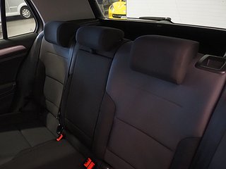 Halvkombi Volkswagen E-Golf 15 av 20