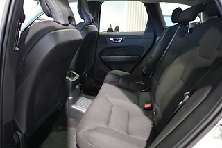 SUV Volvo XC60 15 av 28