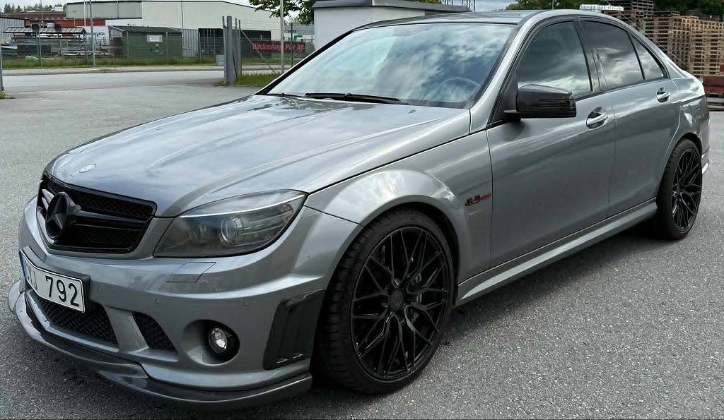Mercedes-Benz C 63 AMG / INNOTECH Helsystem / 580HK / BRUTAL