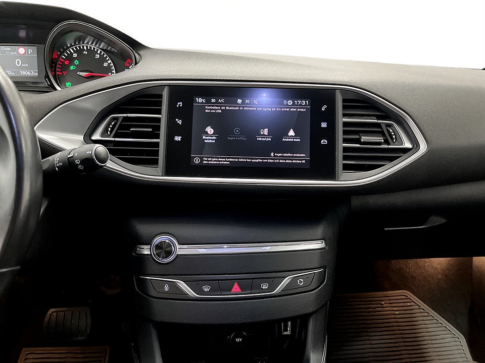 Bild på Peugeot 308 5D Allure 1.2 PT 130hk Aut CARPLAY BACKSENSORER
