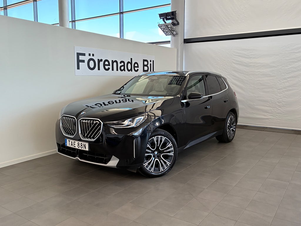 BMW X3 30e xDrive Innovation H/K Drag 20" Adpt Farth Rattvärme