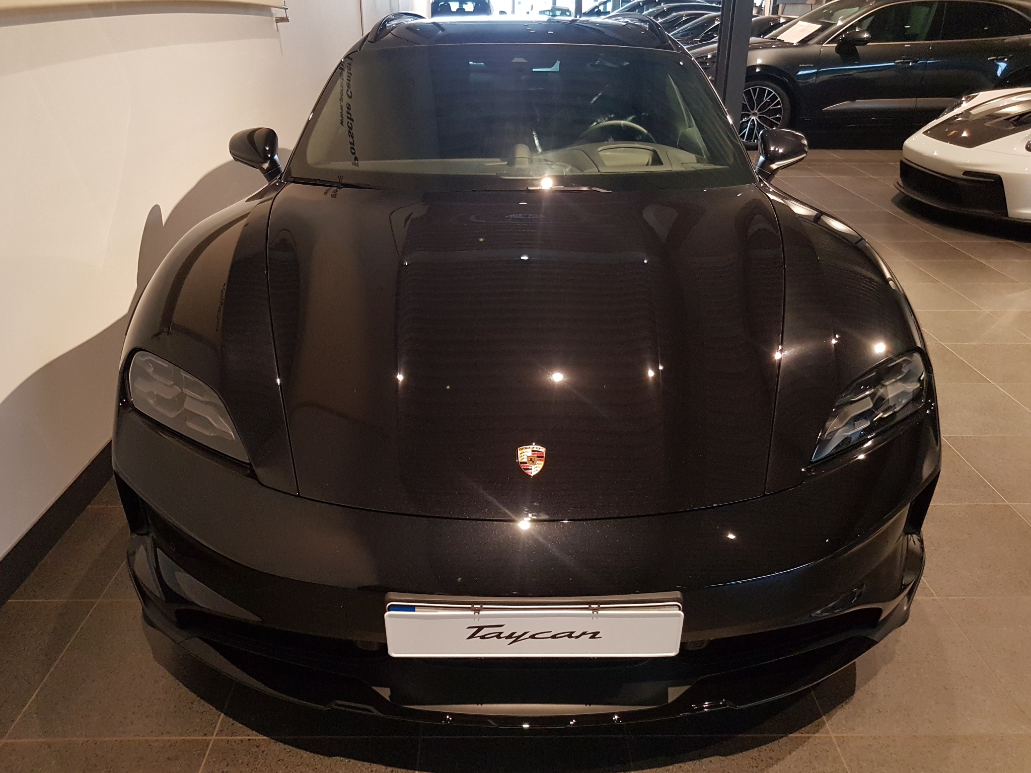 Porsche Taycan 2025, bild 3/37