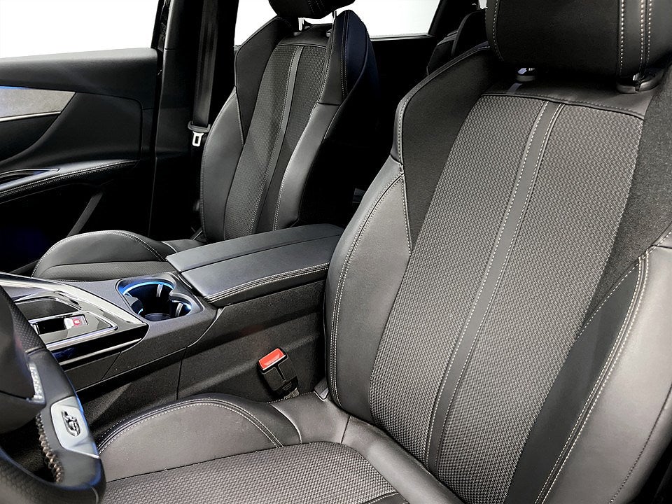 Bild på Peugeot 5008 GT 1.2 PT 130hk Aut - 7-SITS, B-KAMERA