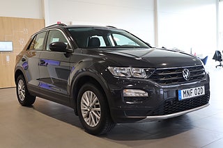 SUV Volkswagen T-Roc 4 av 28