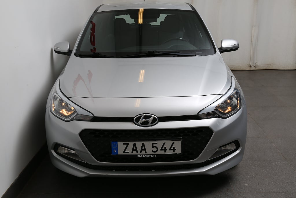 Hyundai i20 1,2 Move! 5D Bluetooth Dragkrok 2018