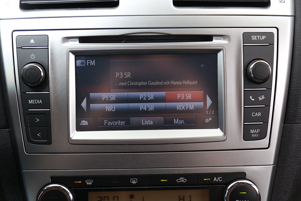 Toyota Avensis 1,8 147hk Edition 50 Kombi Navi Motorv Dragkrok 2015