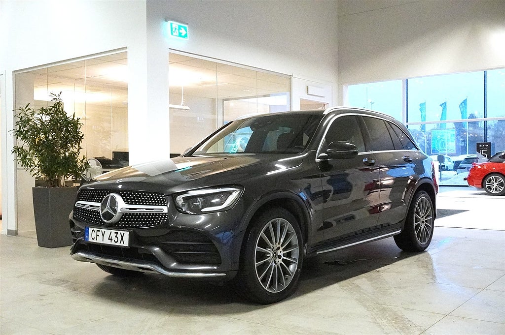 Mercedes-Benz GLC 2,95% ränta 300 D 4Matic AMG Line Pano Drag 360° Burmester
