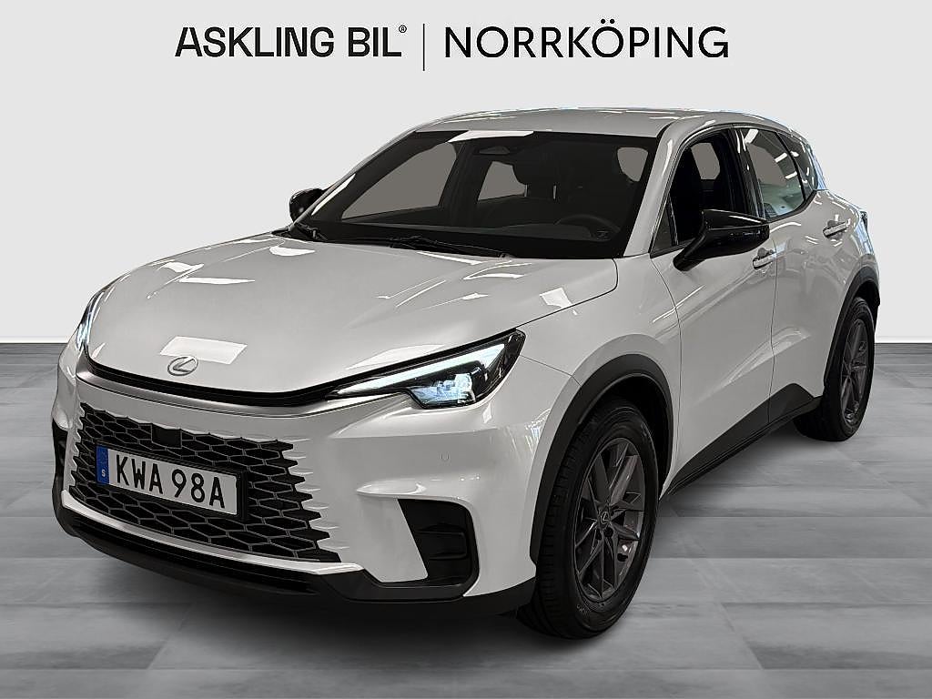Lexus LBX 1.5 E-CVT 136hk  v-hjul ingår 