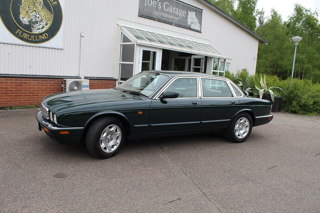 Jaguar XJ 3.2 V8 Sovereign, unikt ex, entusiastägd, nybes+nyserv