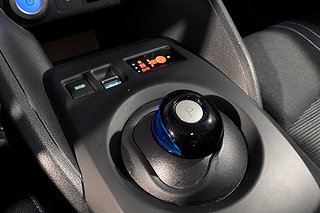 Halvkombi Nissan Leaf 17 av 22