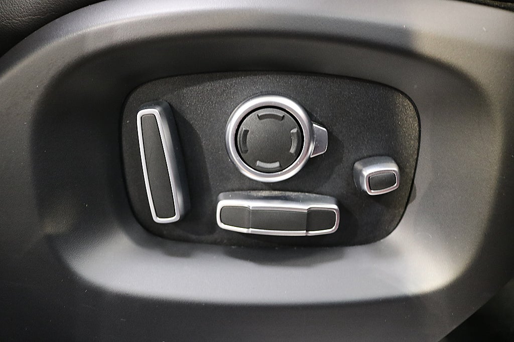 Land Rover Range Rover 2016 - miniatyr 15