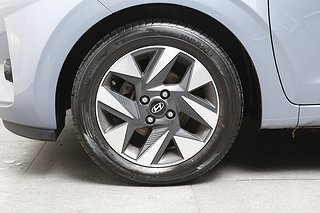 Halvkombi Hyundai i10 9 av 25