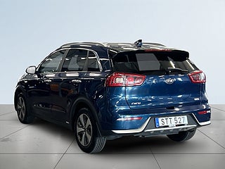 Kia Niro Hybrid DCT Advance Plus S&V-hjul/Navi/Carplay/Rattvärm