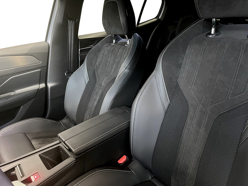 Bild på Peugeot 408 GT Hybrid 145hk Aut B-KAMERA ELSTOL NAV