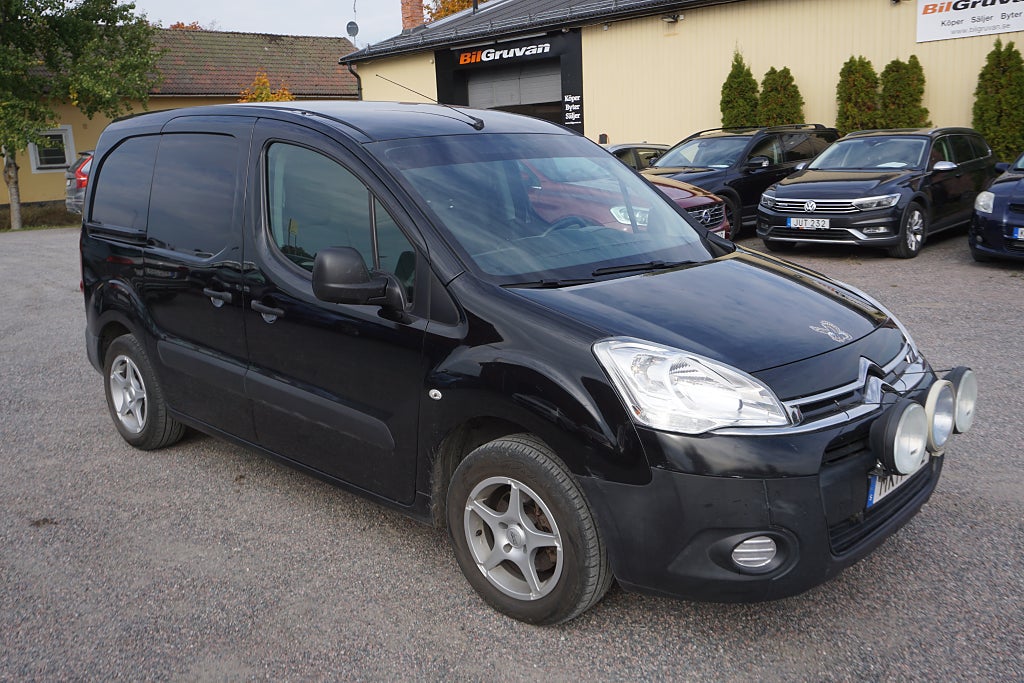 Citroën Berlingo 1.6 HDi AUT / Drag / M-värmare / 3-Sits