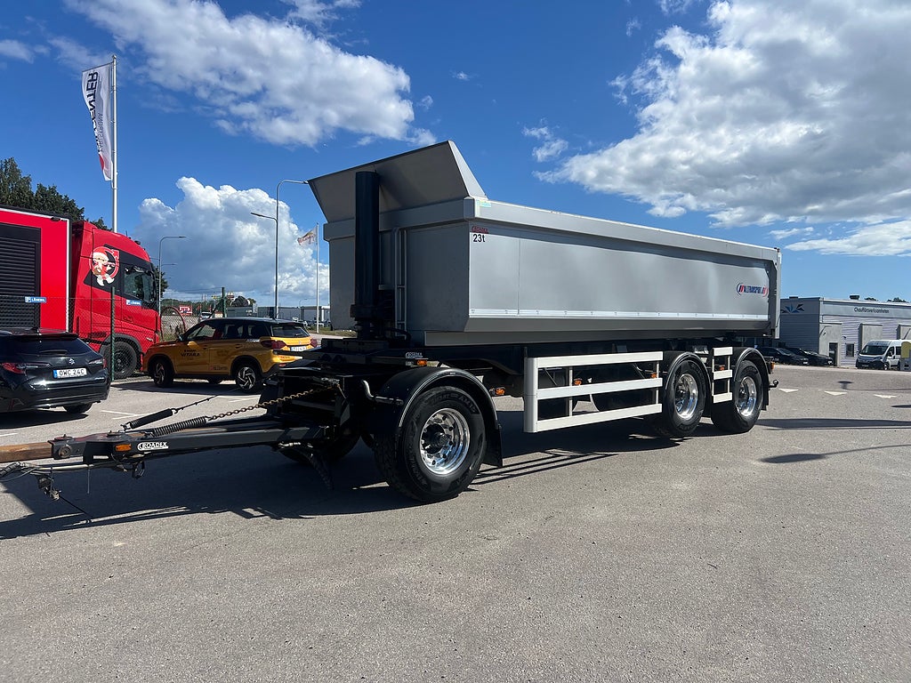 Övriga Roadex 3 Axlad tippvagn,